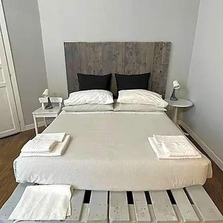 Couette-café Anima Partenopea 4*