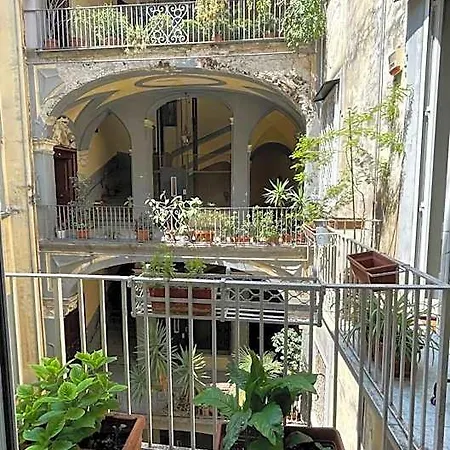 Anima Partenopea Bed & Breakfast 4*