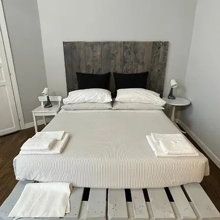 Bed and Breakfast Anima Partenopea Νάπολη