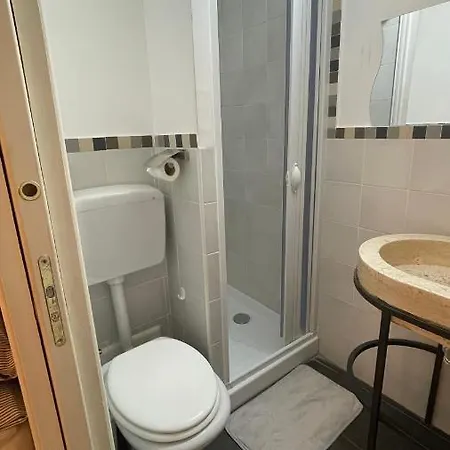 Anima Partenopea 4* Νάπολη