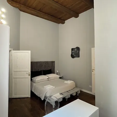 Anima Partenopea Νάπολη