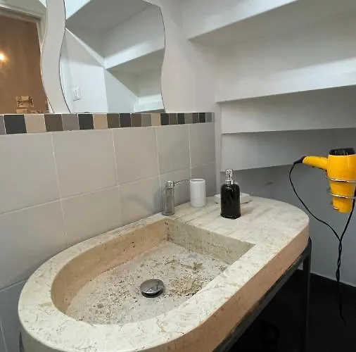 Anima Partenopea 4* نابولي